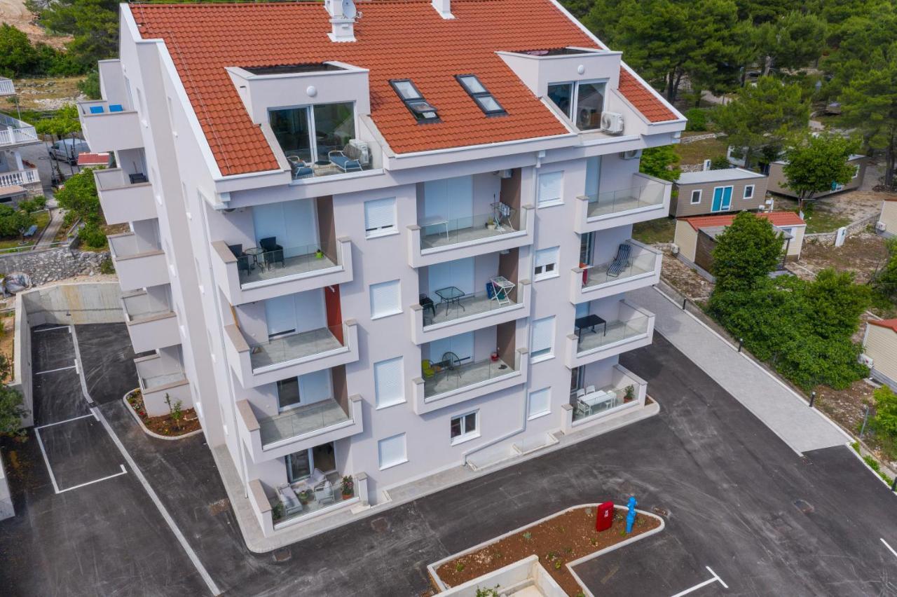 Ema Apartma